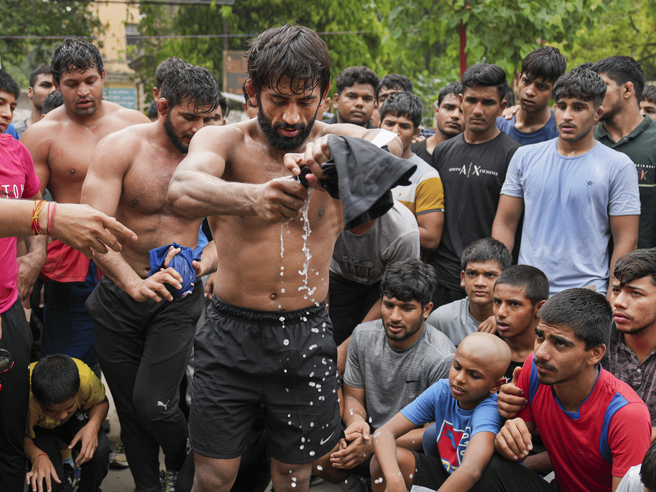 Bajrang Punia accuses Delhi Police of cutting electricity at Jantar Mantar, blocking food and water for protesting wrestlers